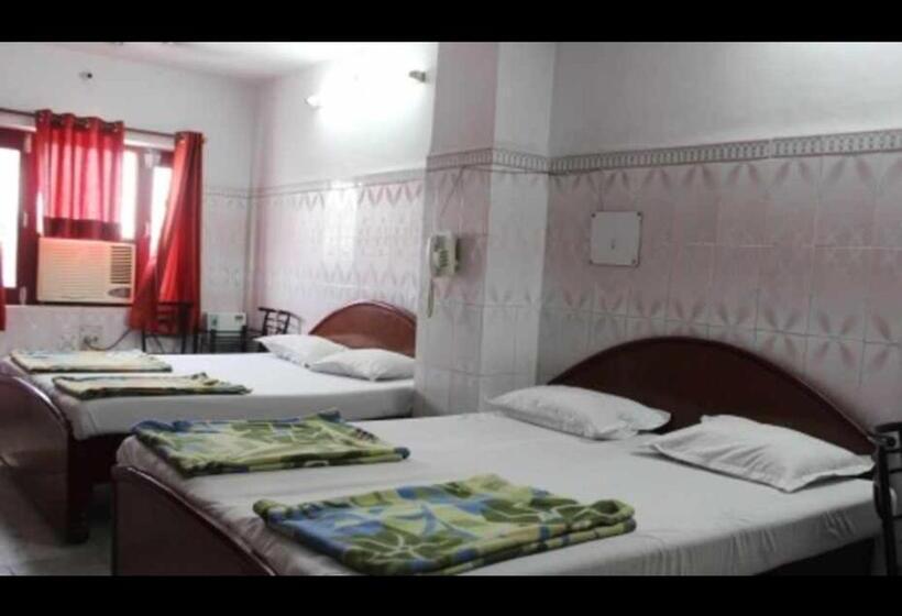 Hotel Parth By Wb Inn