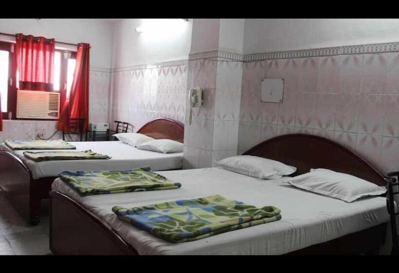 Hotel Parth By Wb Inn