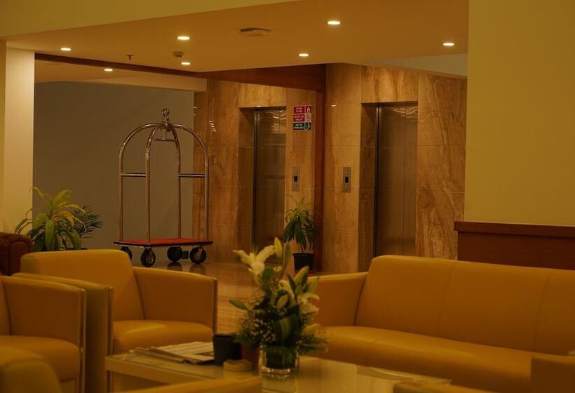 Hotel Tea Tree Suites Manipal