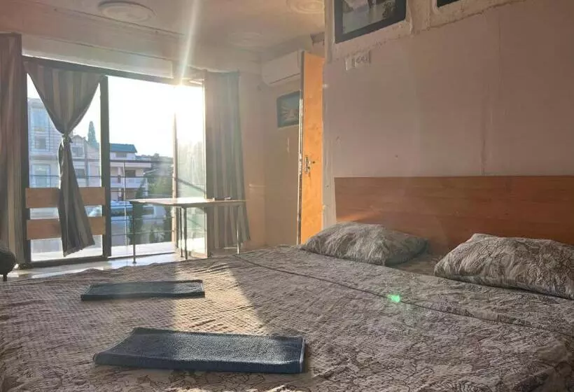 پانسیون Smile Guesthouse