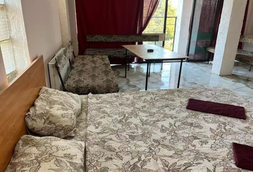 پانسیون Smile Guesthouse