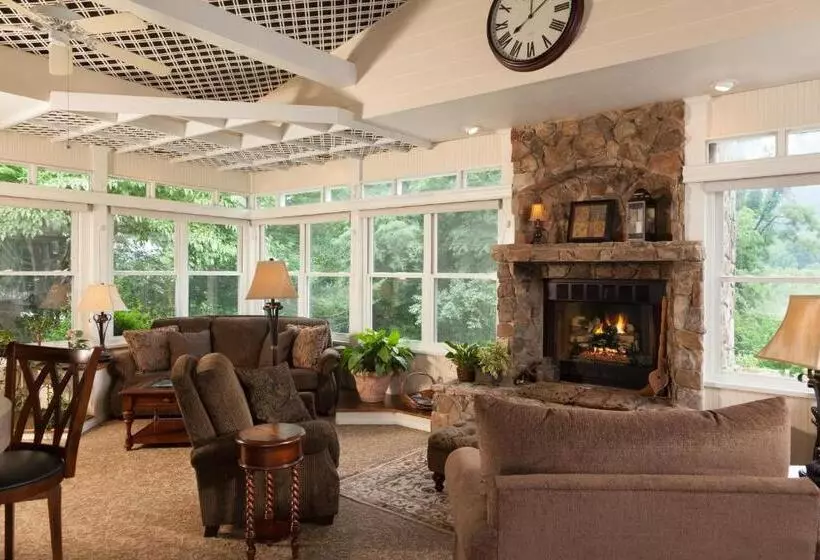 Andon Reid Inn Bed & Breakfast