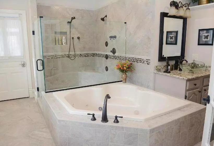 Andon Reid Inn Bed & Breakfast