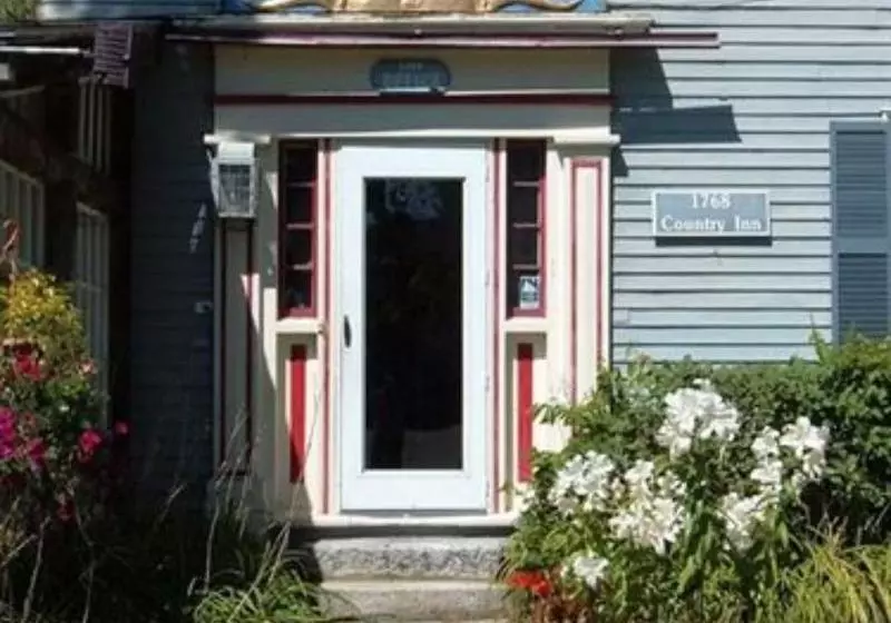 Bed and Breakfast 1768 Country Inn