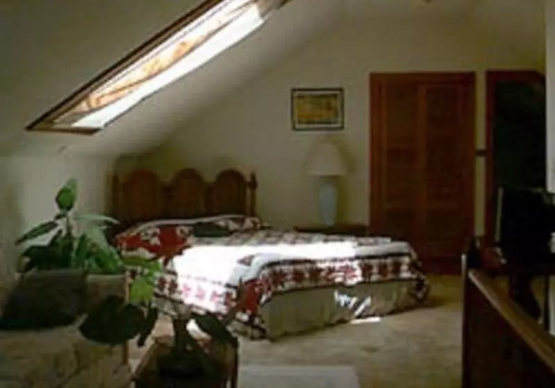 Bed and Breakfast 1768 Country Inn