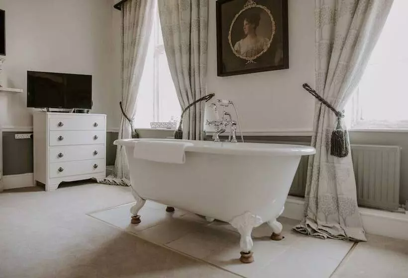 ベッドアンドブレックファースト Allington Manor