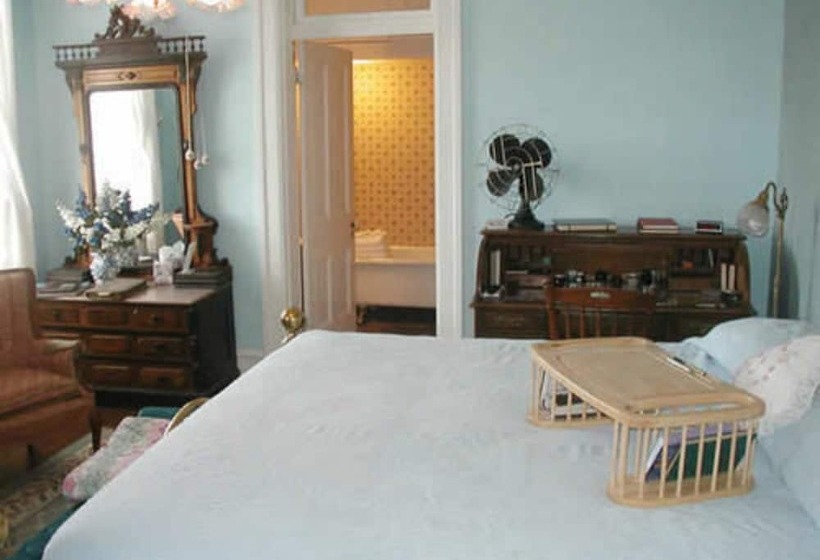 مبيت وإفطار Herzog Mansion