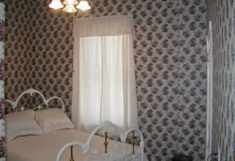 ベッドアンドブレックファースト Herzog Mansion