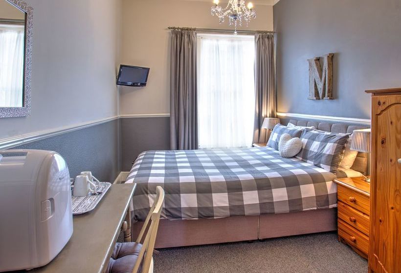Bed and Breakfast The Mariners   Torquay