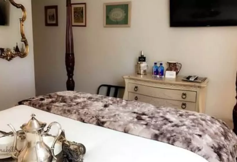 Bed and Breakfast Mirabelle Inn & Restaurant