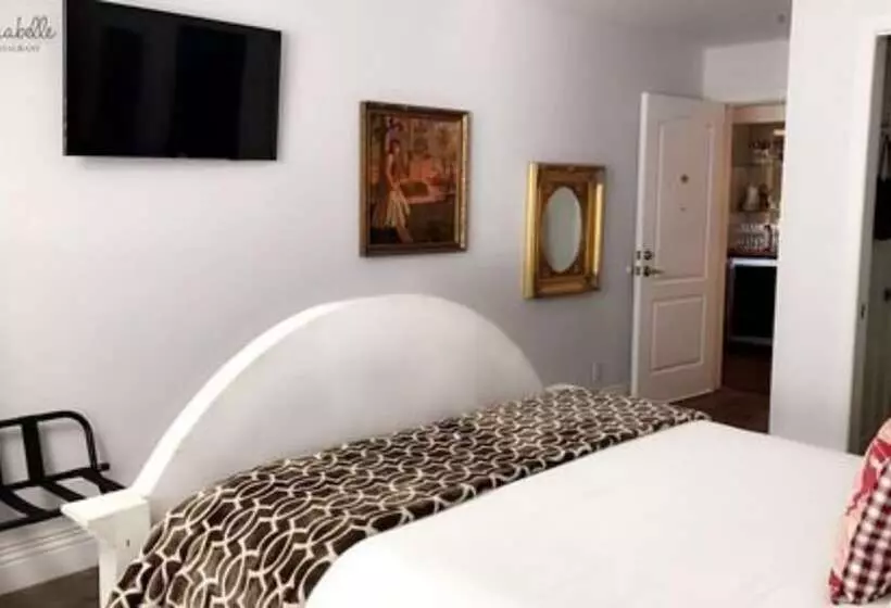 Bed and Breakfast Mirabelle Inn & Restaurant