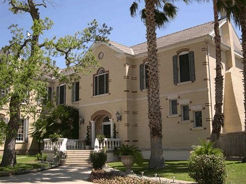 مبيت وإفطار The Olivia Mansion