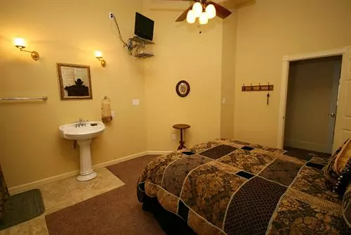 민박 The Olivia Mansion