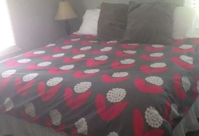 Aamiaismajoitus (B&B) Nostalgic 1950 Beach Cottage In Panama City Beach