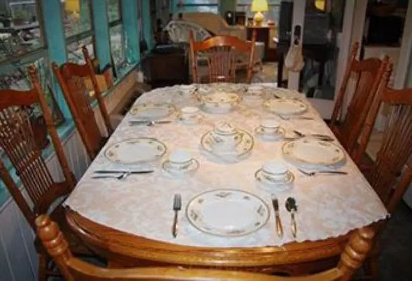 Aamiaismajoitus (B&B) Nostalgic 1950 Beach Cottage In Panama City Beach