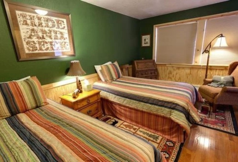 צימר Sea Parrot Inn