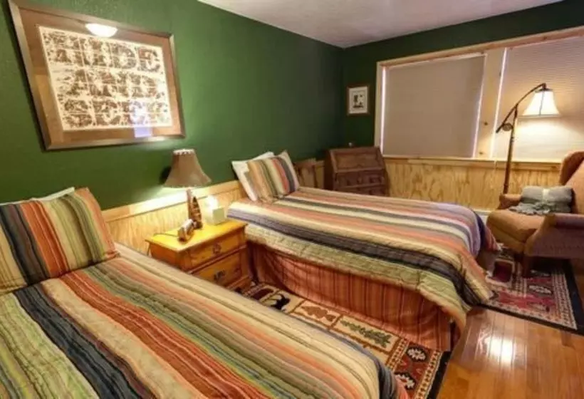 ベッドアンドブレックファースト Sea Parrot Inn