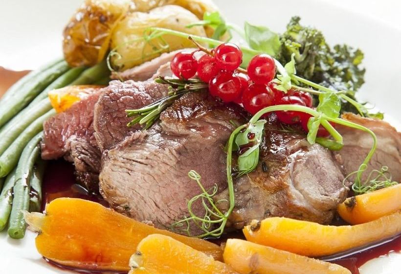 Brookside Villa - B&b