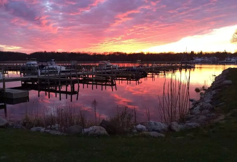 Cocoa Cottage Bed & Breakfast