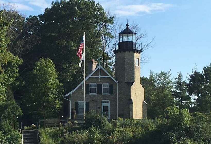 Cocoa Cottage Bed & Breakfast