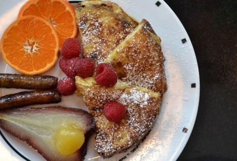 Cocoa Cottage Bed & Breakfast