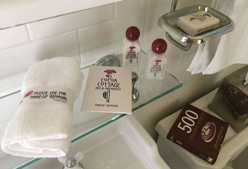 Cocoa Cottage Bed & Breakfast