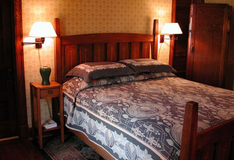 Cocoa Cottage Bed & Breakfast