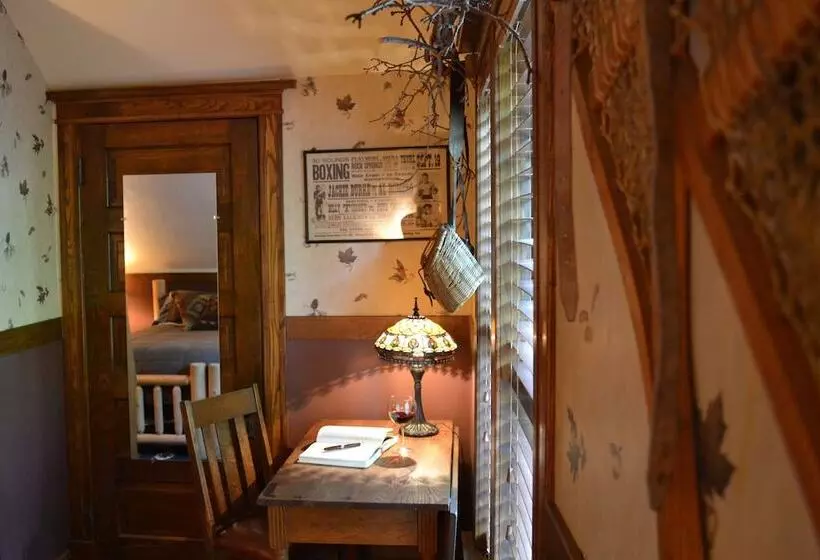 Cocoa Cottage Bed & Breakfast