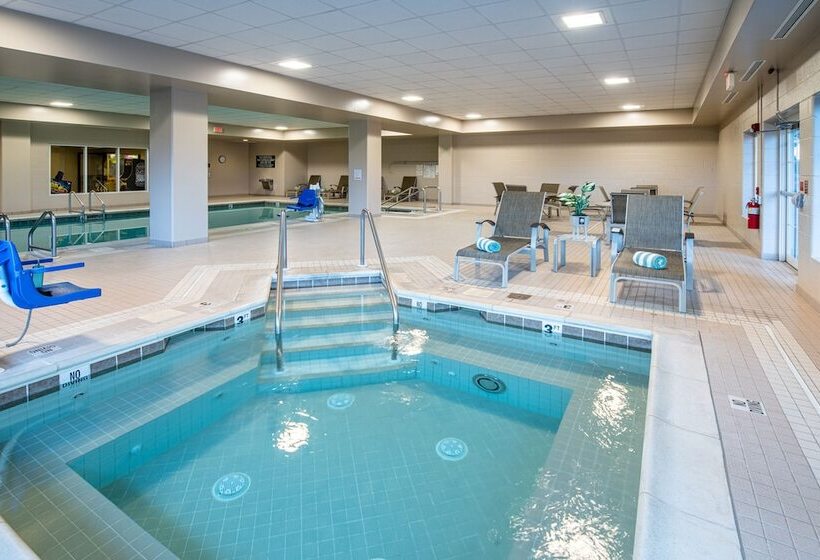 호텔 Amish View Inn & Suites