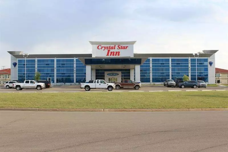Hotel Crystal Star Inn Edmonton Airport With Free Shuttle To And From Airport