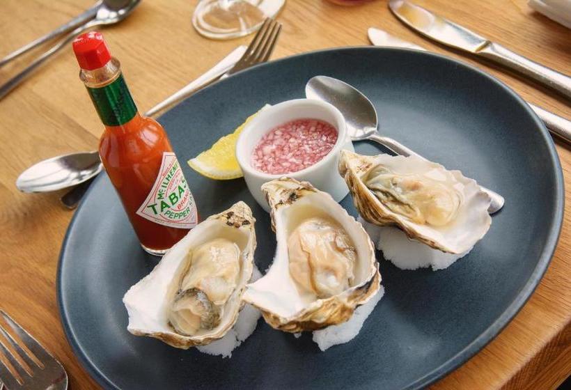 فندق Eslington Villa