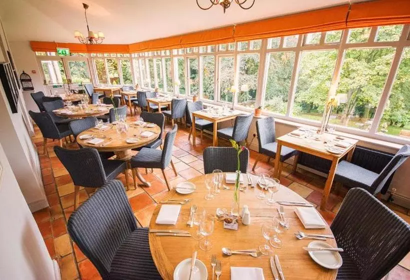 Hotel Eslington Villa