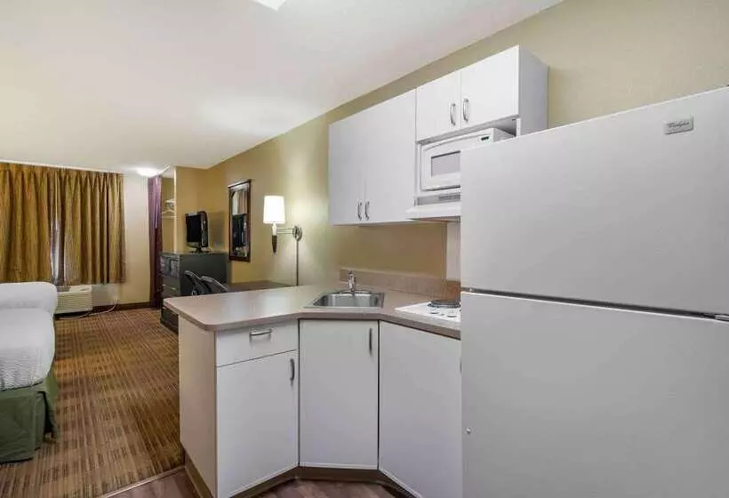 Hotel Extended Stay America Suites  Champaign  Urbana