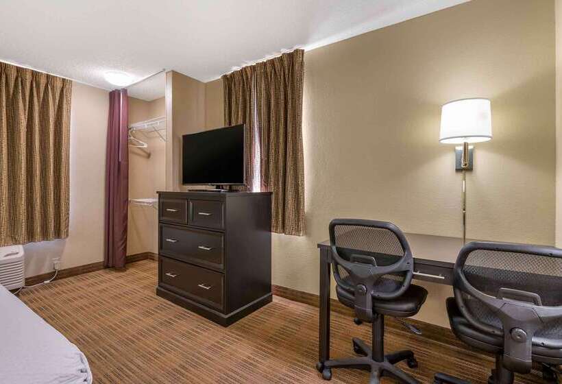בית מלון כפרי Extended Stay America Suites  Champaign  Urbana
