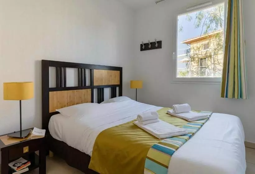 Отель Lagrange Vacances Les Terrasses Des Embiez