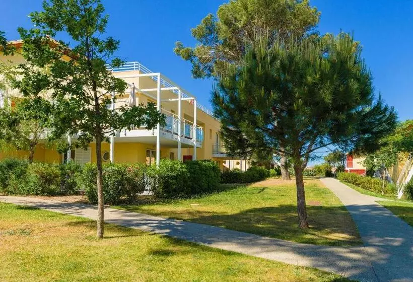 Отель Lagrange Vacances Les Terrasses Des Embiez