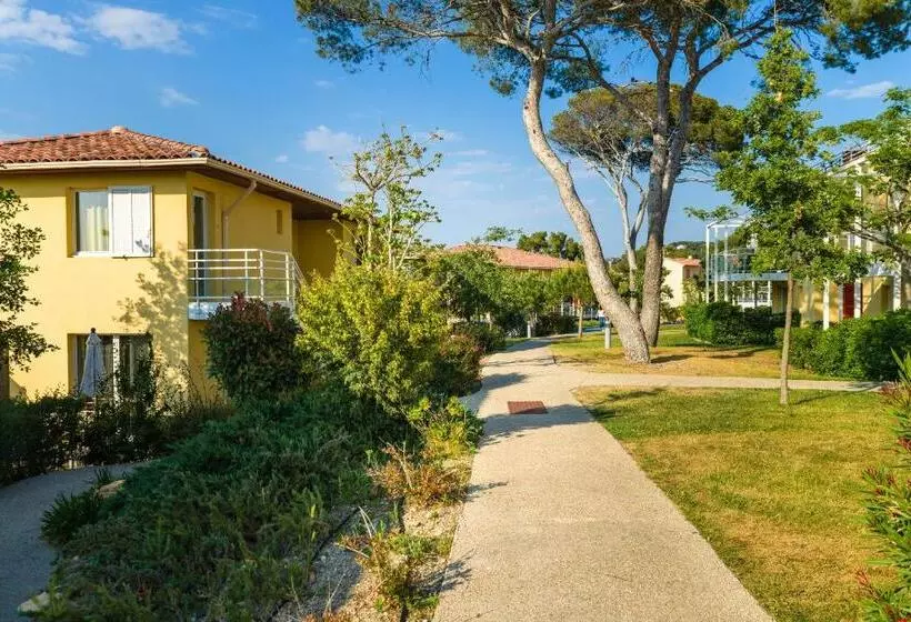 Отель Lagrange Vacances Les Terrasses Des Embiez