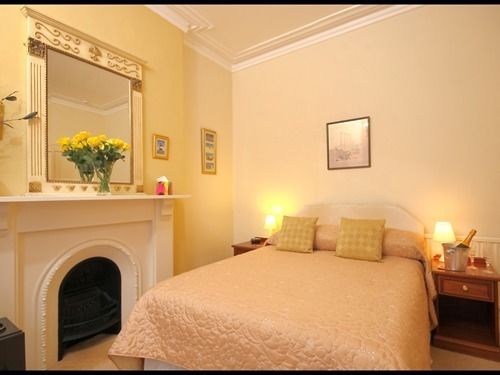 호텔 The Earlsdale Bed and Breakfast