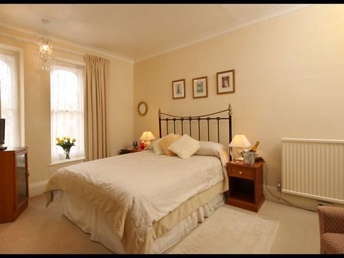 호텔 The Earlsdale Bed and Breakfast