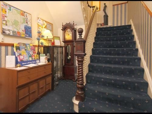 호텔 The Earlsdale Bed and Breakfast