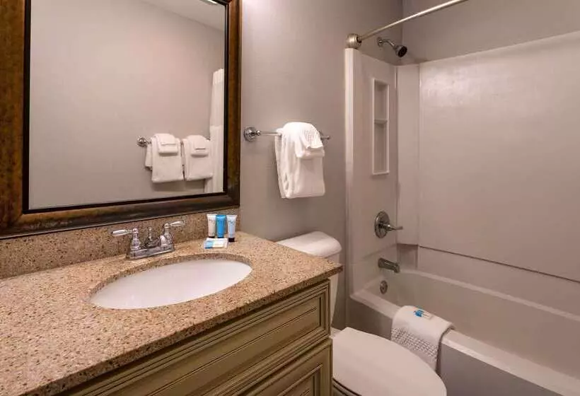 בית מלון כפרי Sea Mystique Resort