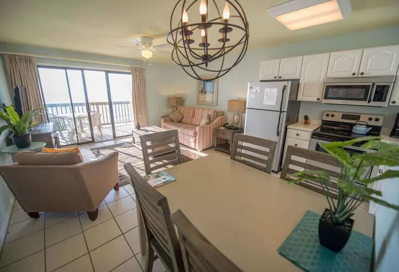 בית מלון כפרי Sea Mystique Resort