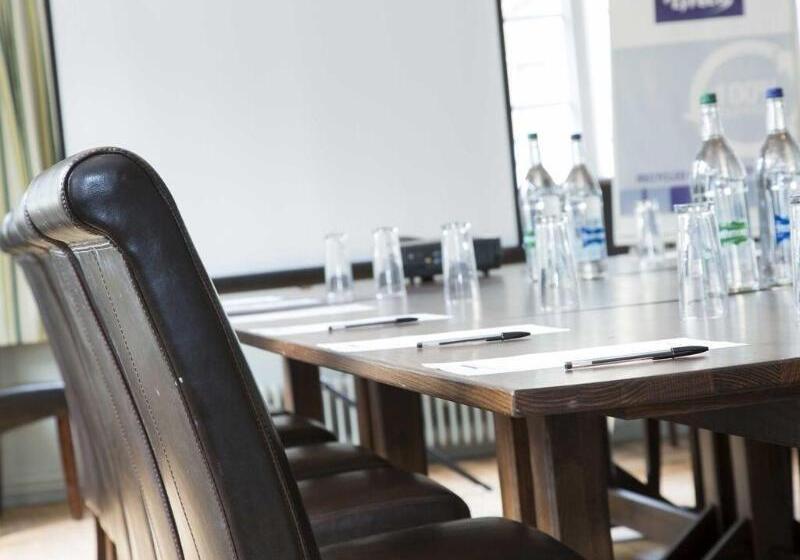 בית מלון כפרי The Kings Arms