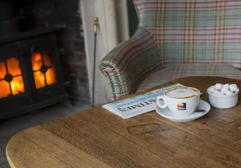 בית מלון כפרי The Kings Arms