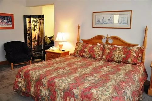 ホテル The San Sophia Inn And Condominiums