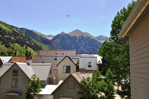 ホテル The San Sophia Inn And Condominiums