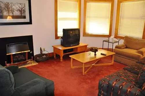 ホテル The San Sophia Inn And Condominiums