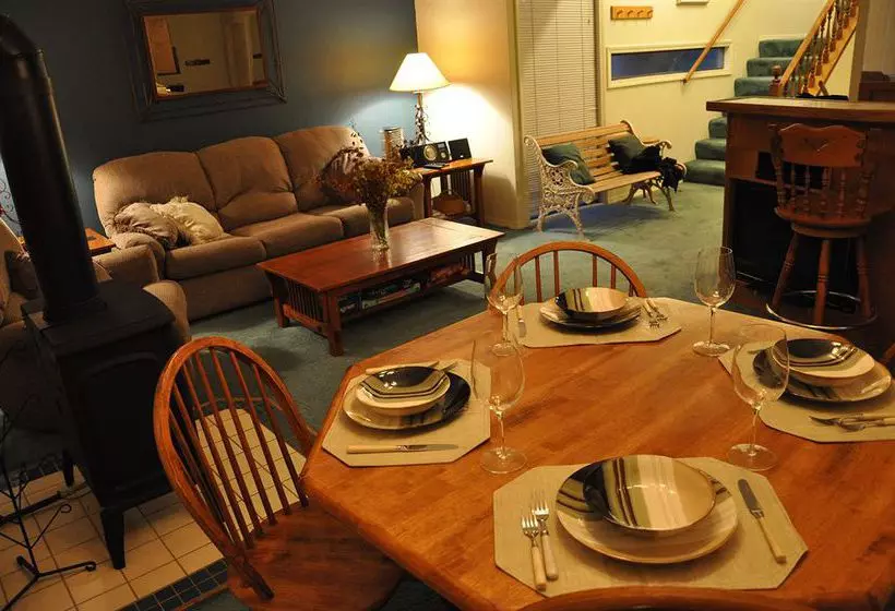 ホテル The San Sophia Inn And Condominiums