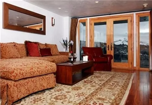 ホテル The San Sophia Inn And Condominiums