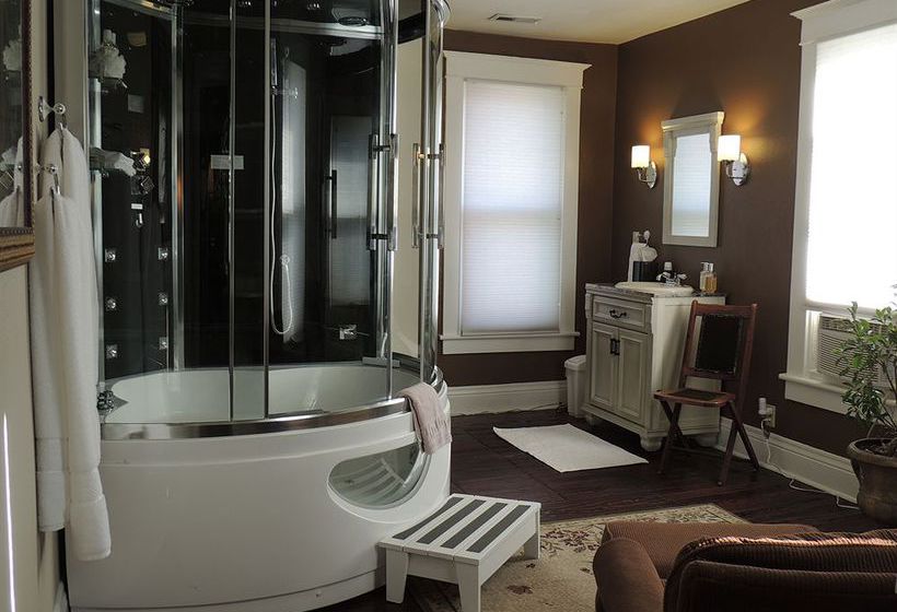 Bed and Breakfast Lyons Twin Mansions